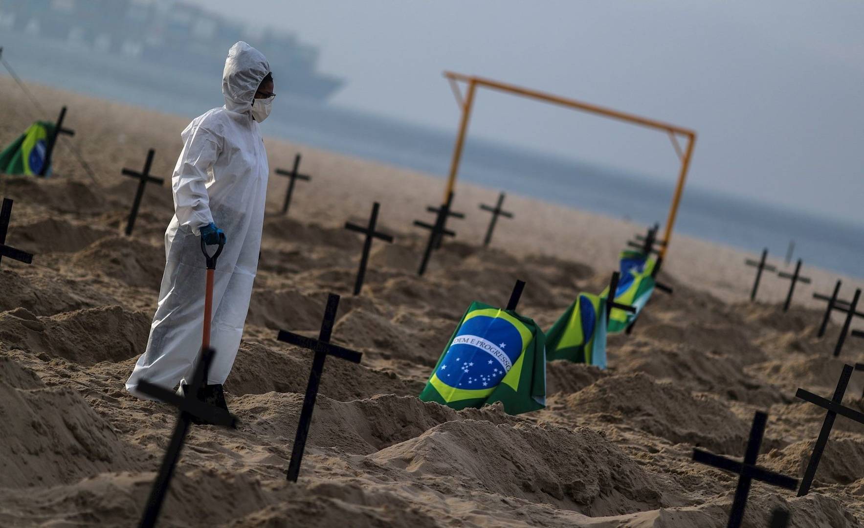 brasil-supera-los-140000-decesos-y-se-aproxima-a-los-5-millones-de-casos-covid19